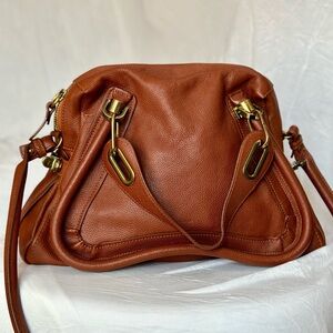 Step into Fall with this beautiful Brown Chloe crossbody bag--- mint condition!